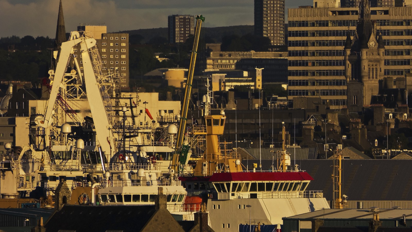 Ships in Aberdeen